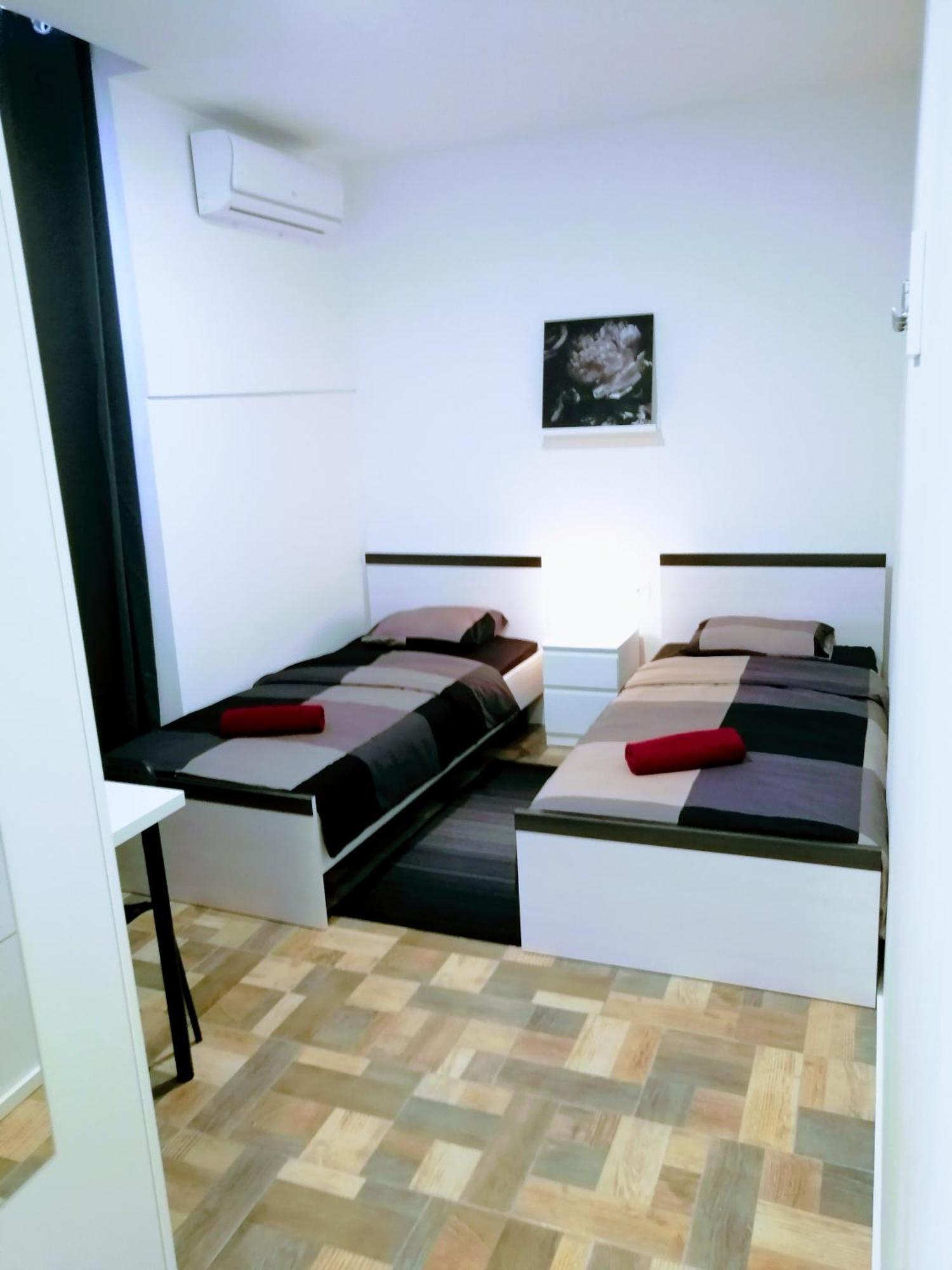 Pula Center - Studio Apartments Exterior foto